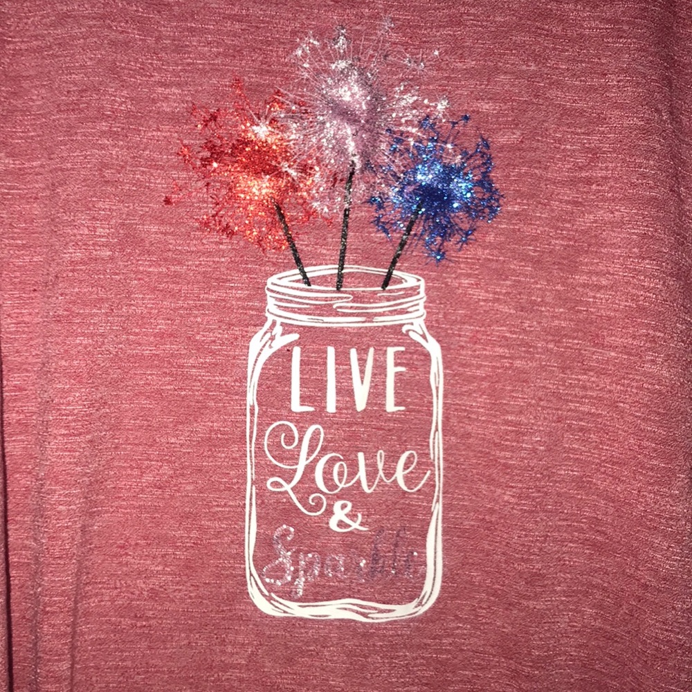 Small t-shirt - Picture 2 of 3